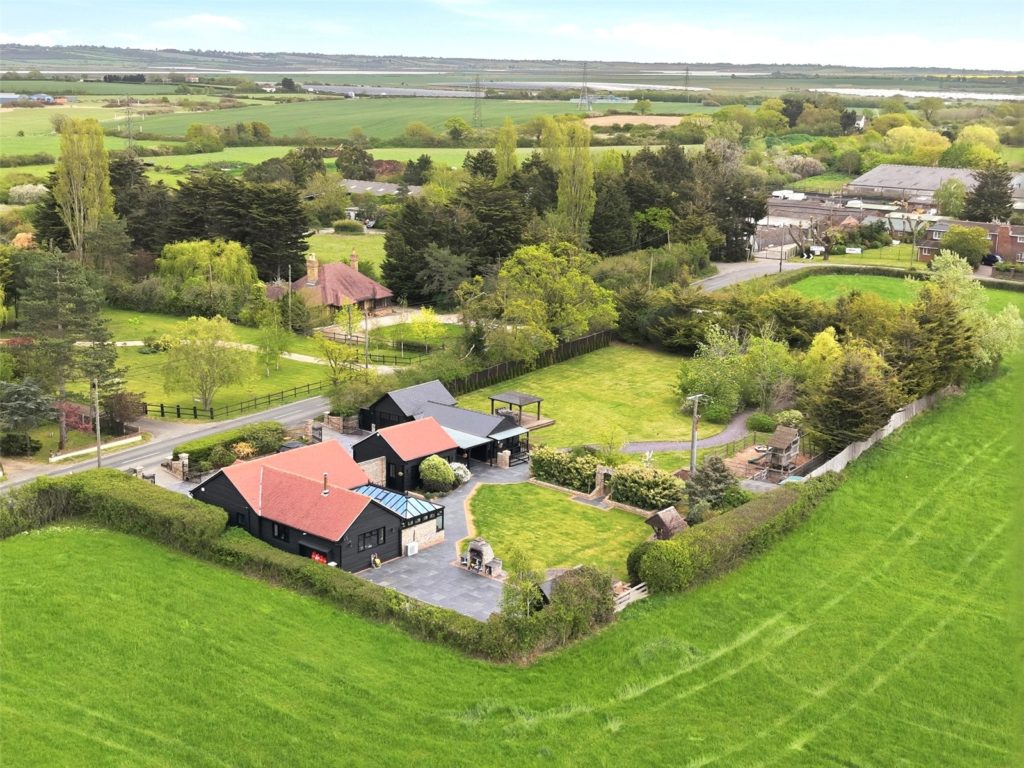 Lower Road, Hockley, Essex, SS5 5LE