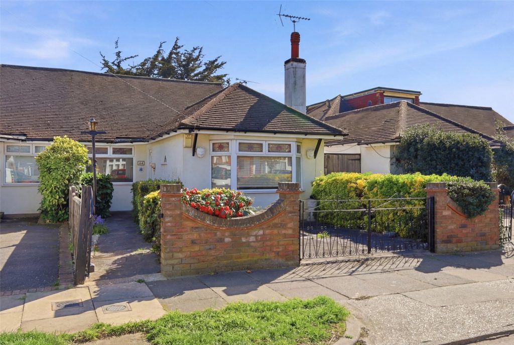 Stuart Road, Southend-on-Sea, Essex, SS2 5JT