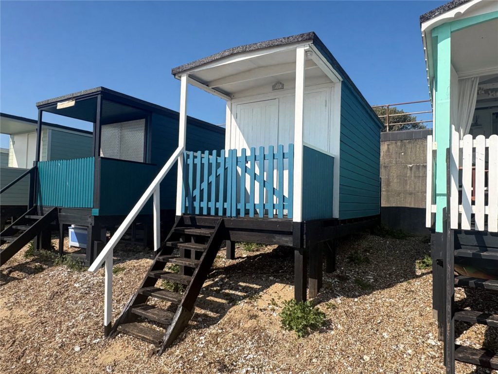 Thorpe Esplanade, Thorpe Bay, Essex, SS1 3BA