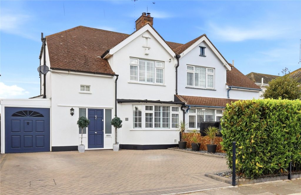 Marcus Avenue, Thorpe Bay, Essex, SS1 3LB