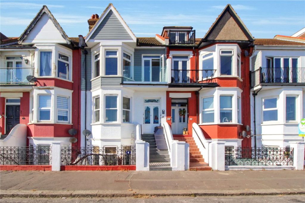 Eastern Esplanade, Southend-on-Sea, Essex, SS1 2YH