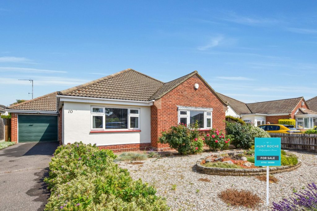 Hawkridge, Bishopsteignton Cul-De-Sac, Shoeburyness, Essex, SS3 8AU