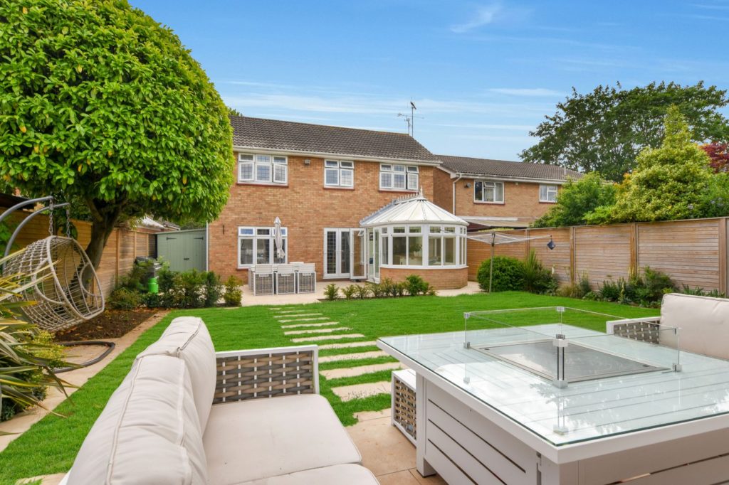 Bishopsteignton, Shoeburyness/Thorpe Bay Borders, Essex, SS3 8AD