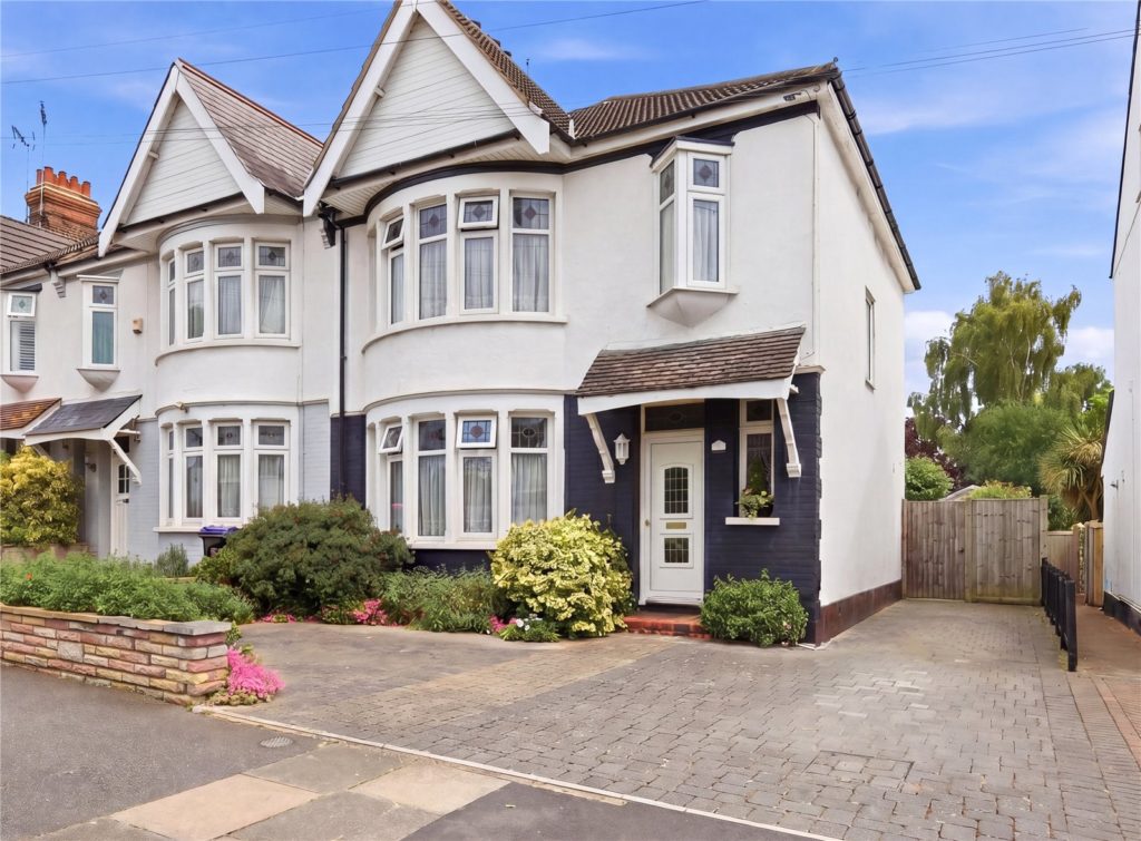 Kensington Road, Southchurch Park Area, Essex, SS1 2TA