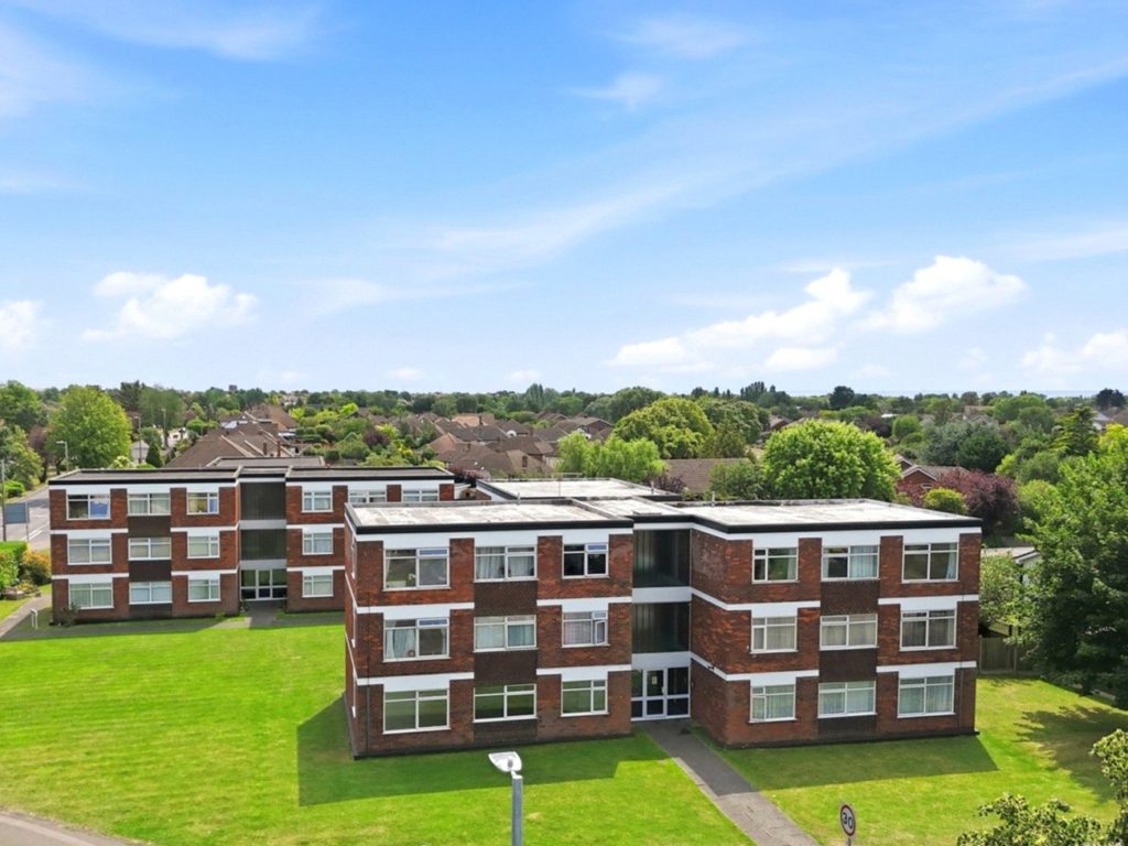Southchurch Boulevard, Thorpe Bay Borders, Essex, SS2 4UX