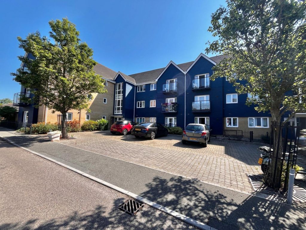Zeus Road, Southend-on-Sea, Essex, SS2 4GE