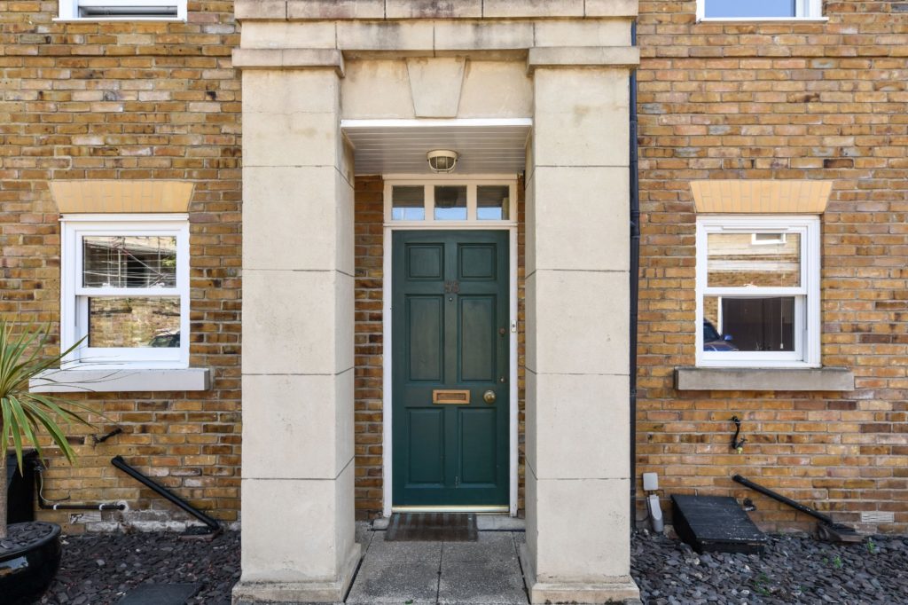 Horseshoe Crescent, Shoebury Garrison, Shoeburyness, Essex, SS3 9WL