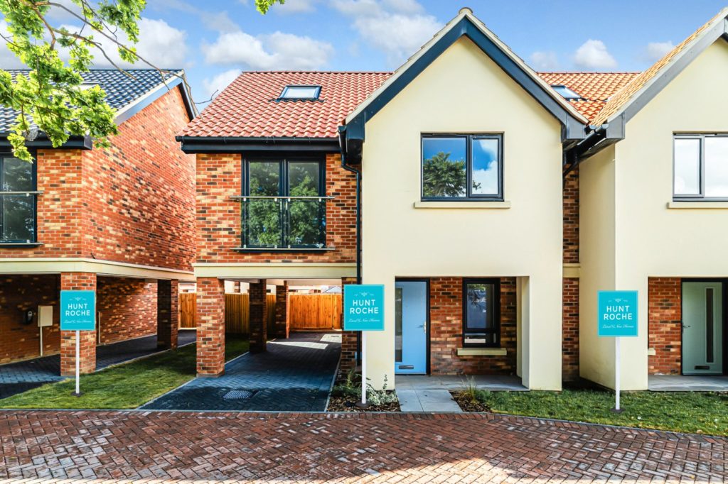 Final Plot. Final Opportunity., Hullbridge, Hockley, Essex, SS5 6JT