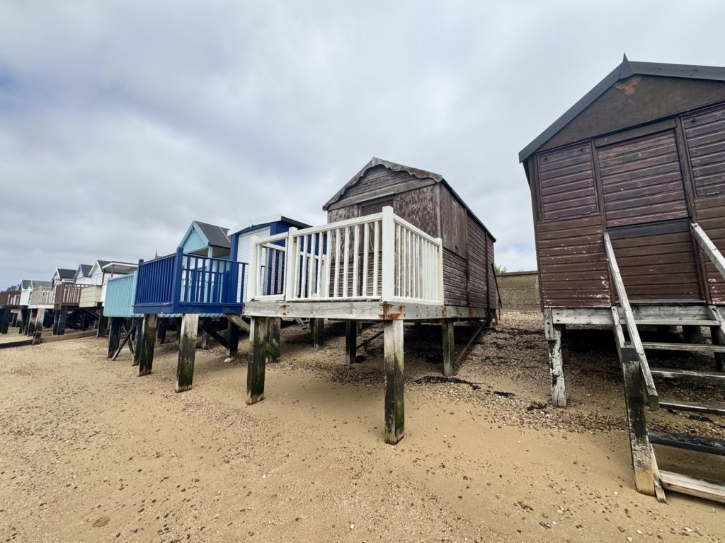 Beach Hut 339, Thorpe Bay, Essex, SS1 3NW