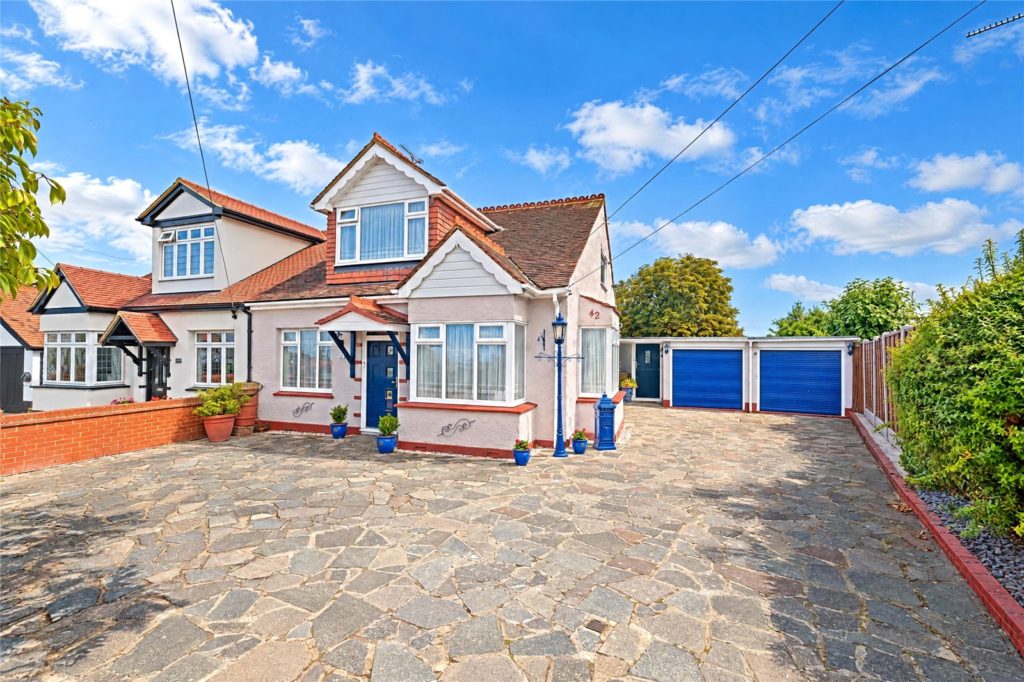 Oakwood Avenue, Leigh-on-Sea, Essex, SS9 4JX