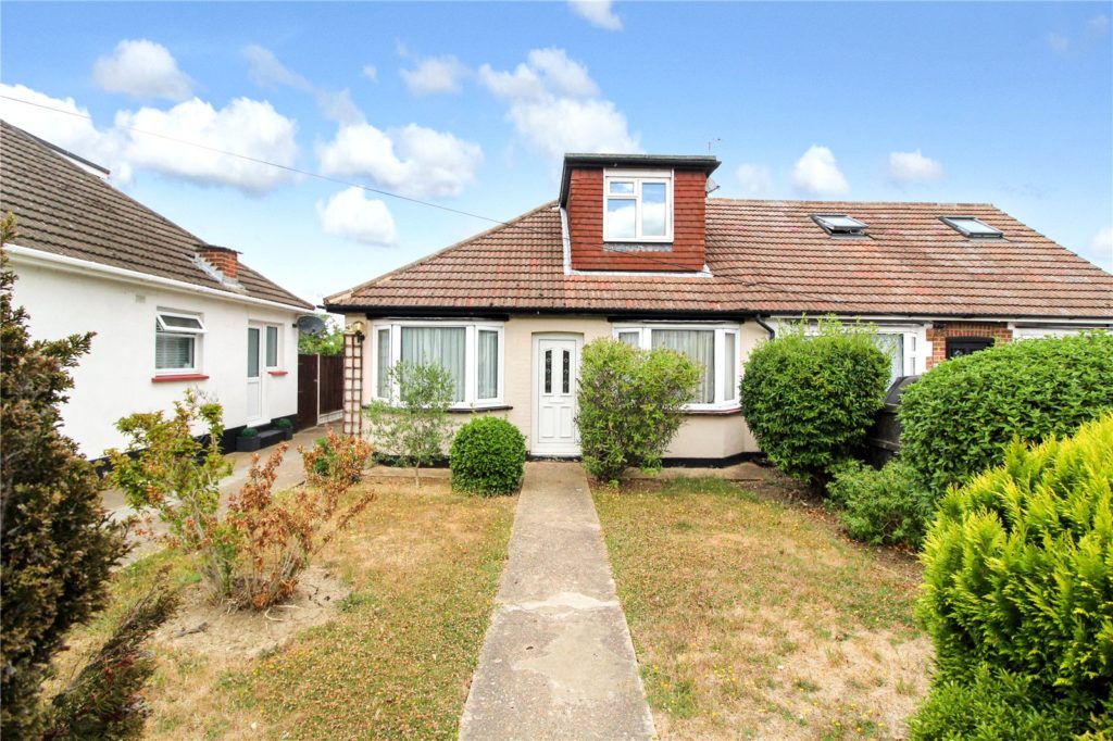 Picketts Avenue, Leigh-on-Sea, Essex, SS9 4HF