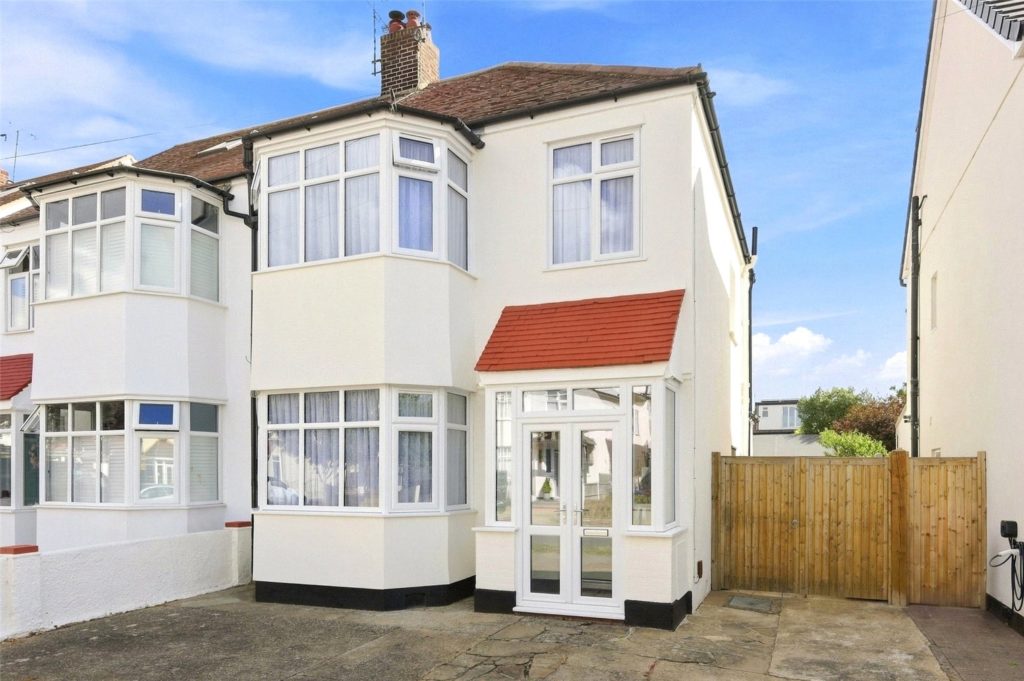 Huntingdon Road, Southchurch Park Area, Southend On Sea, Essex, SS1 2XU