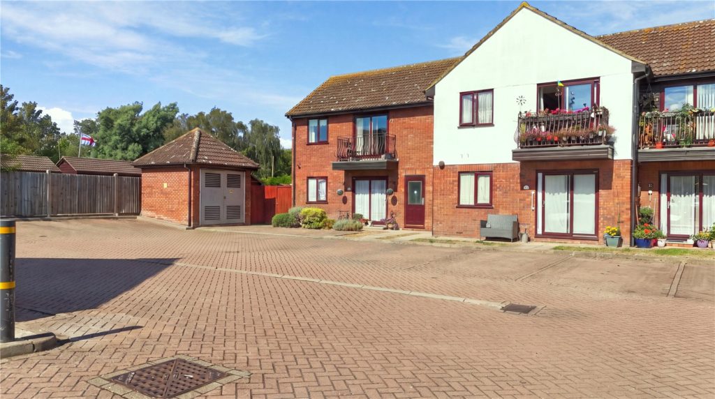 High Street, Great Wakering, Essex, SS3 0HY